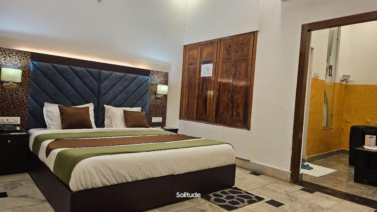 Solitude, The Boutique Hotel Haldwani Ruang foto