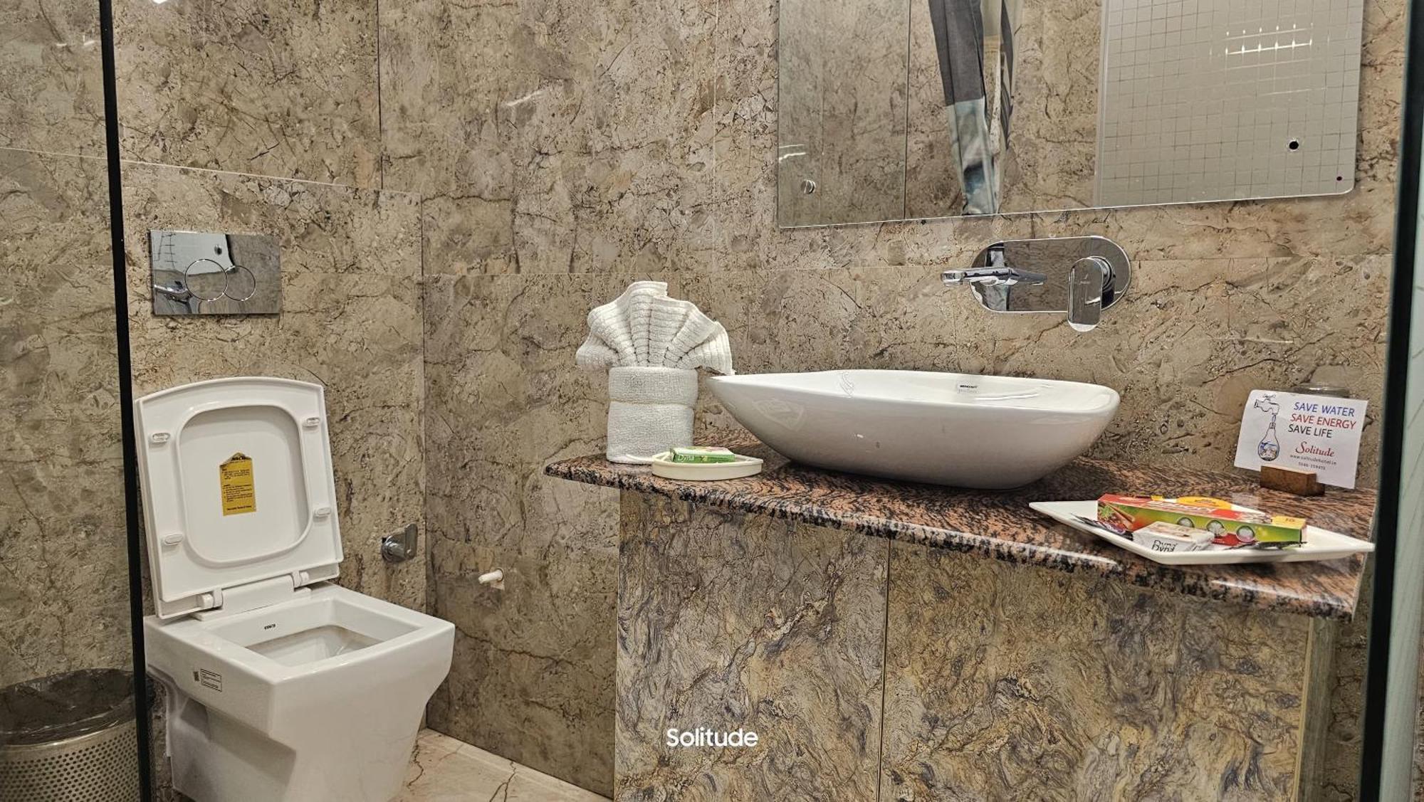Solitude, The Boutique Hotel Haldwani Bagian luar foto