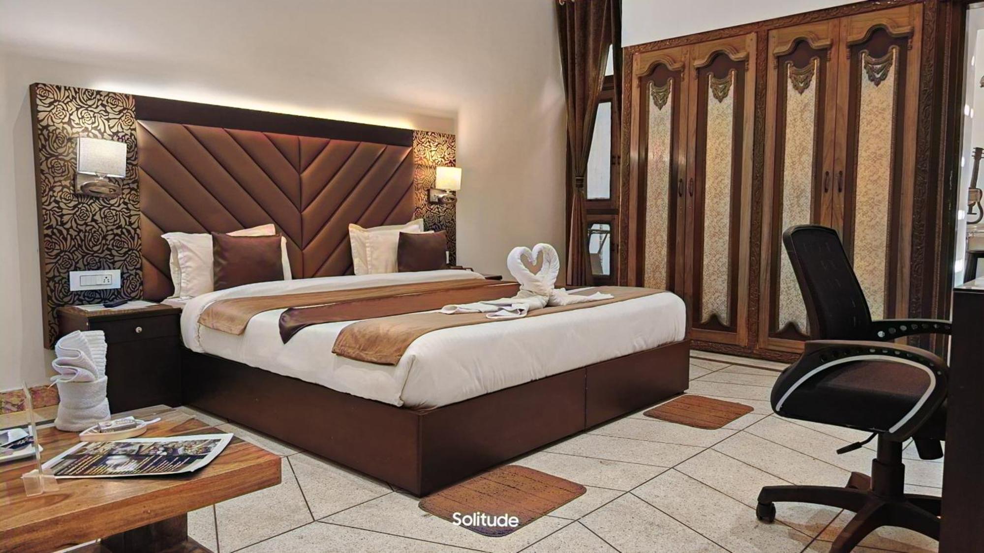 Solitude, The Boutique Hotel Haldwani Bagian luar foto